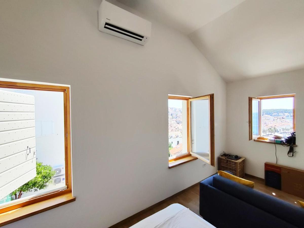 Brand New Apt W Balcony & Perfect Seaview At Center 赫瓦尔 外观 照片