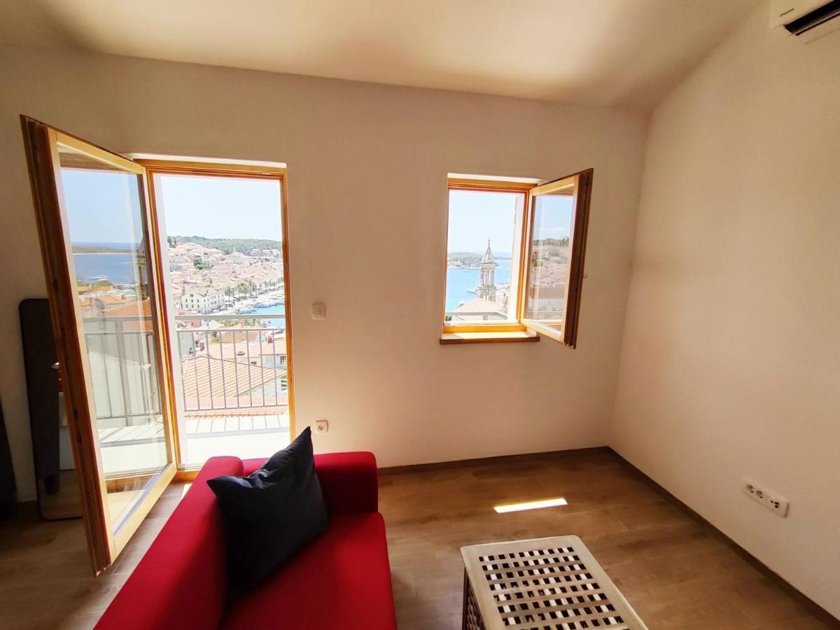 Brand New Apt W Balcony & Perfect Seaview At Center 赫瓦尔 外观 照片