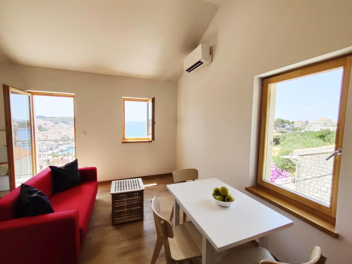 Brand New Apt W Balcony & Perfect Seaview At Center 赫瓦尔 外观 照片